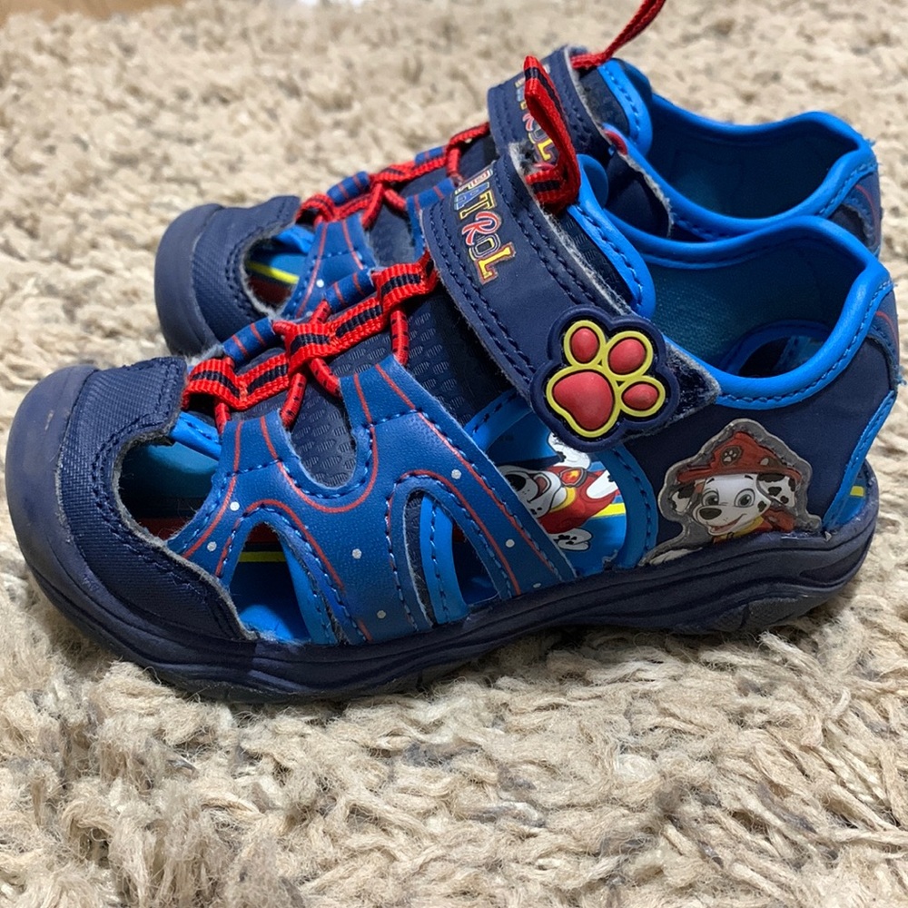 Light up Paw Patrol sandals